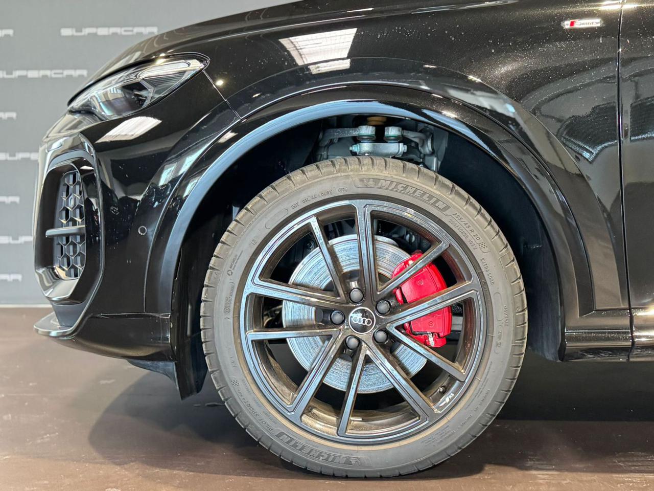 AUDI Q5 40 TDI 204 CV quattro S tronic S line Tetto apr. - 8