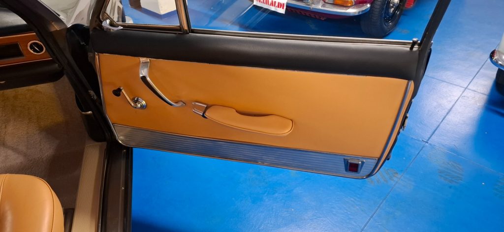 LANCIA Flavia COUPE 1.8 ASI TARGA ORO - INTERNI BEIGE - 55