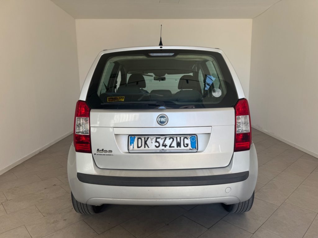 FIAT Idea 1.2 16V BlackLabel - 13