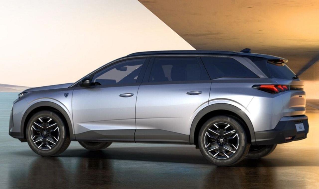 PEUGEOT 5008 Hybrid 145 e-DCS6 GT 7 POSTI Tetto & Drive & 360 - 2