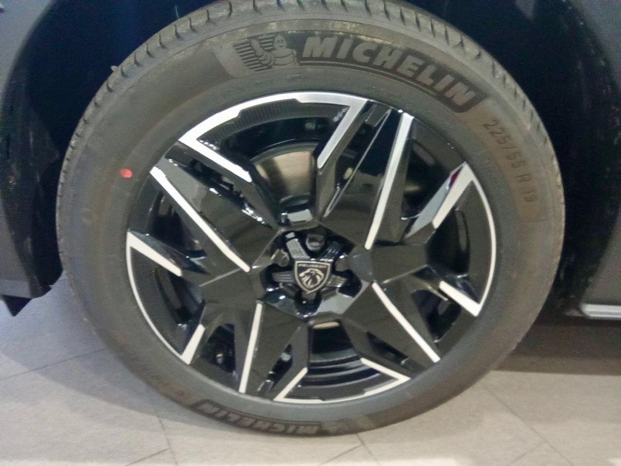 PEUGEOT 5008 Hybrid 145 e-DCS6 GT 7 POSTI Tetto & Drive & 360 - 4