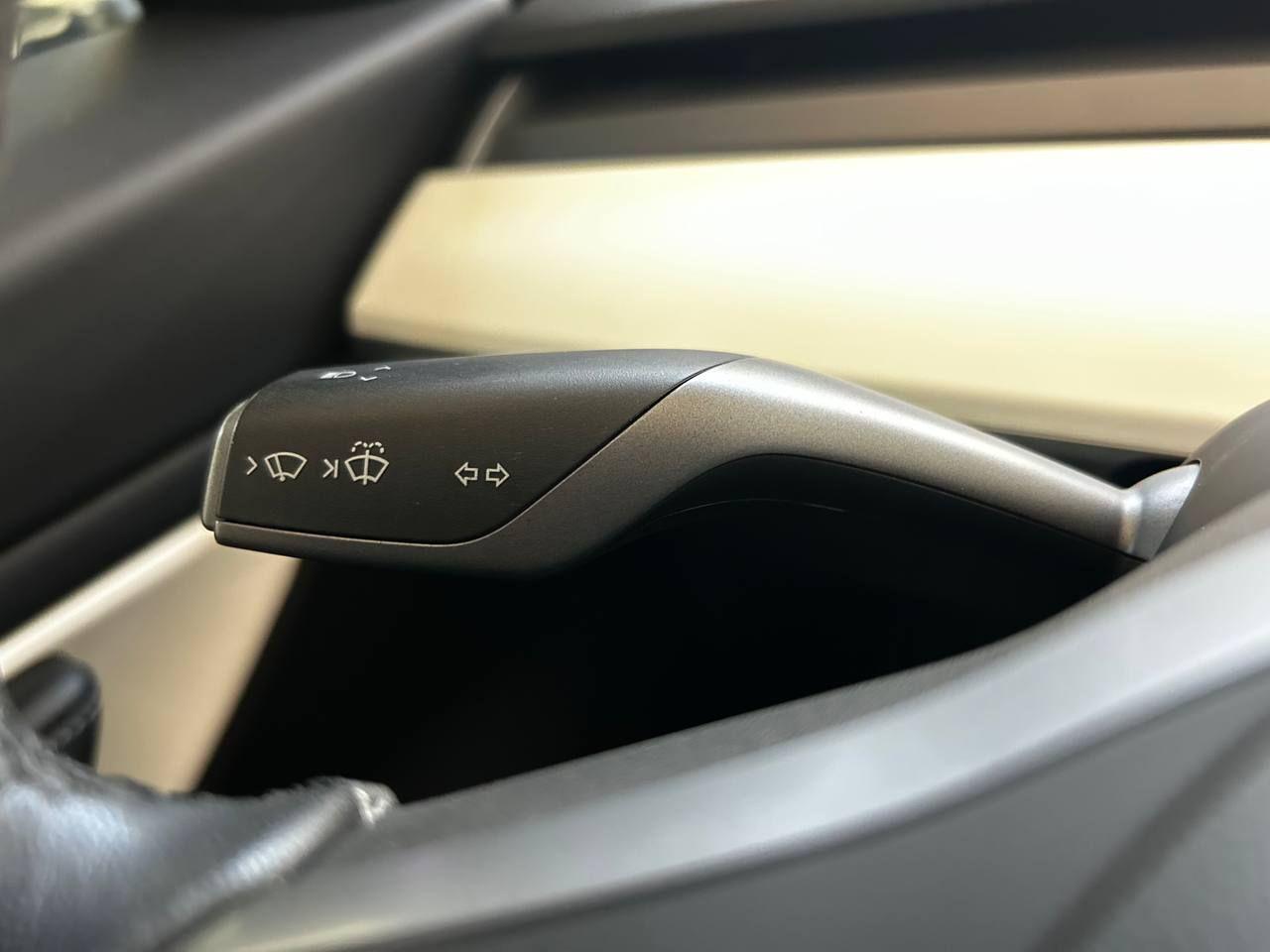 TESLA Model 3 Standard RWD Plus - 17