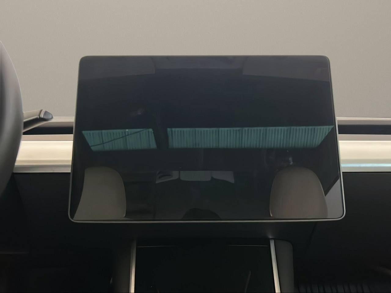 TESLA Model 3 Standard RWD Plus - 20