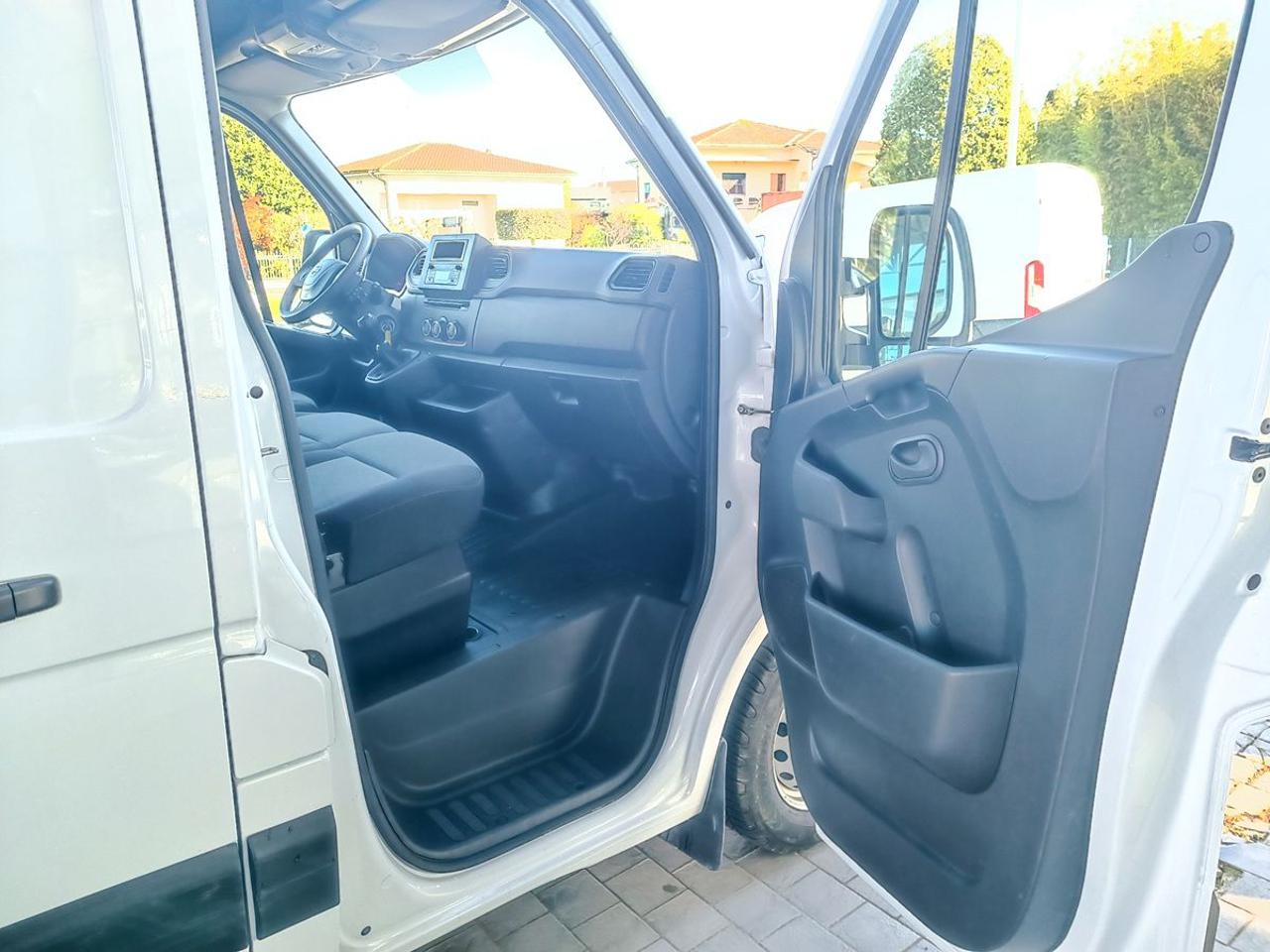 NISSAN Interstar 35 2.3 dCi 135CV PM-TA Acenta Furgone - 11