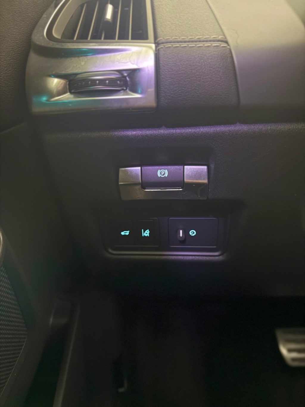 JAGUAR E-Pace 2.0D 150 CV AWD aut. R-Dynamic HSE - 3