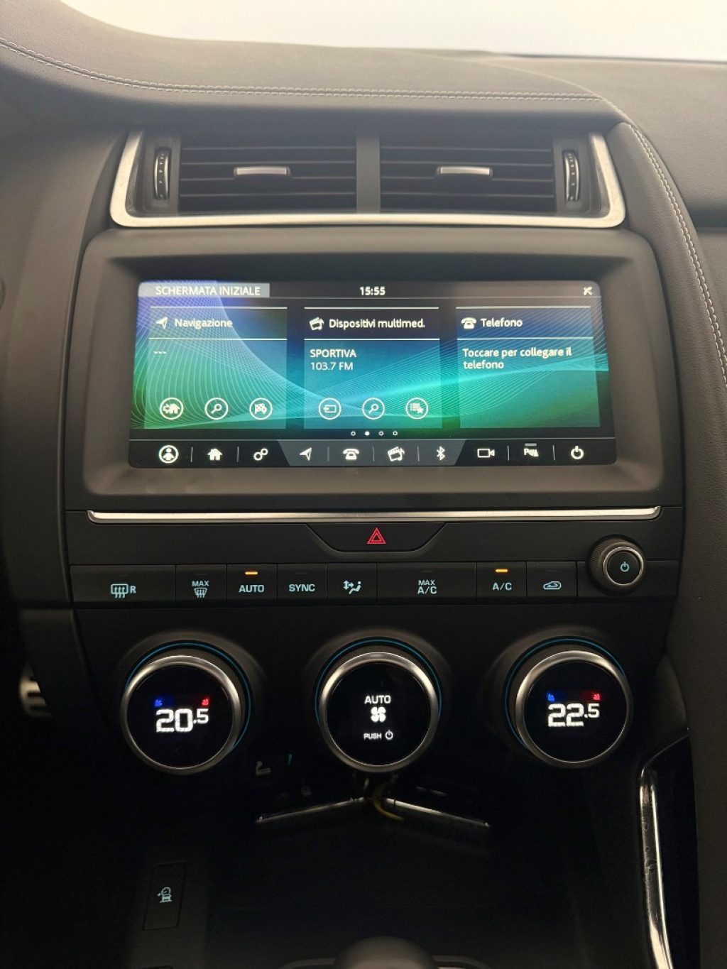 JAGUAR E-Pace 2.0D 150 CV AWD aut. R-Dynamic HSE - 5