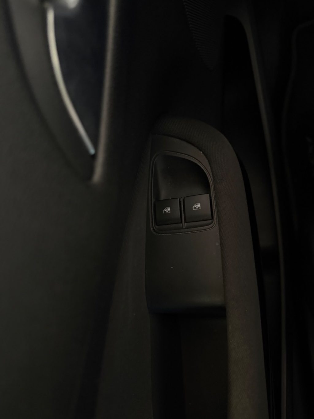 OPEL Adam Rocks 1.2 70 CV Air - 4