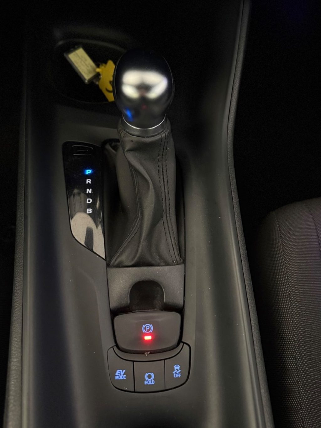 TOYOTA C-HR 1.8 Hybrid E-CVT GR Sport - 6