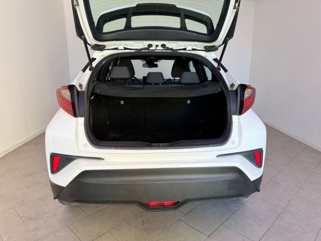 TOYOTA C-HR 1.8 Hybrid E-CVT GR Sport - 10