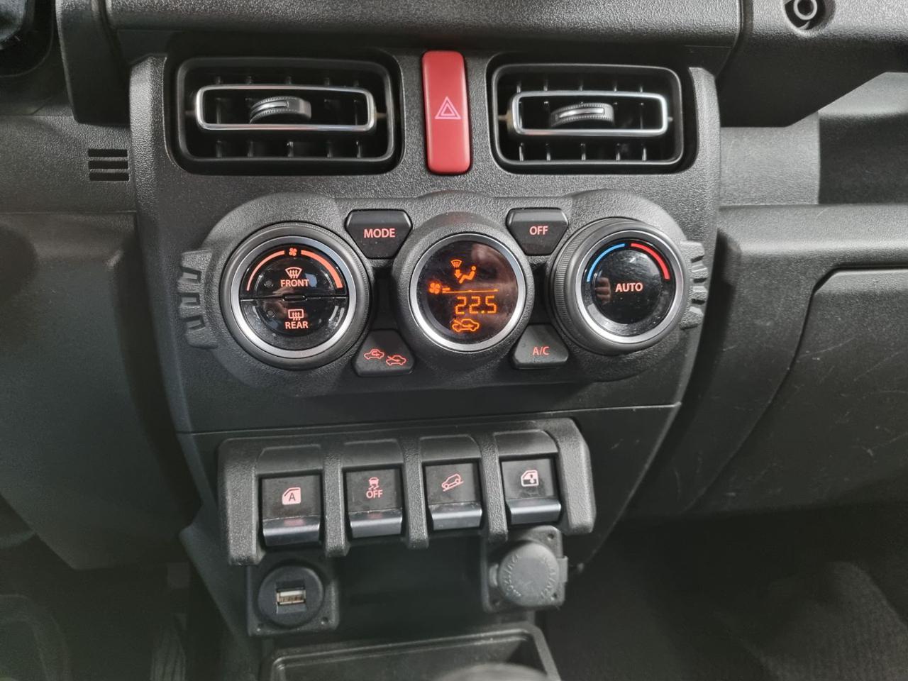 SUZUKI Jimny 1.5 5MT Top - 11