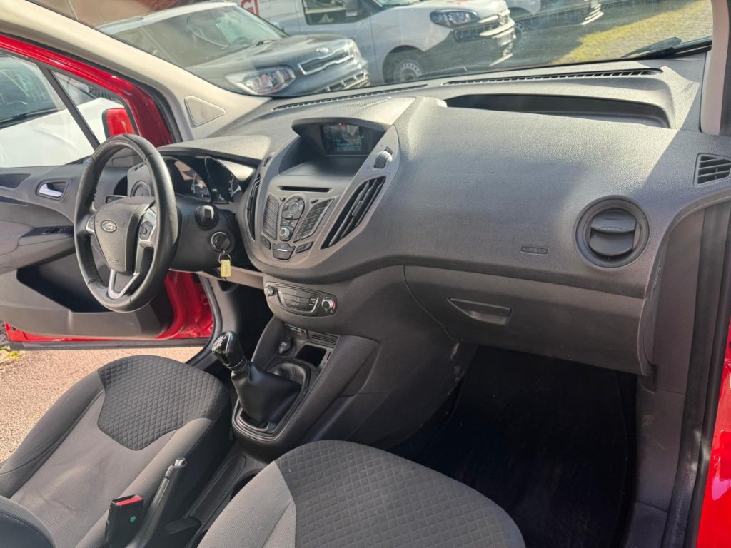 FORD Tourneo Courier 1.0 EcoBoost 100 CV Plus - 10