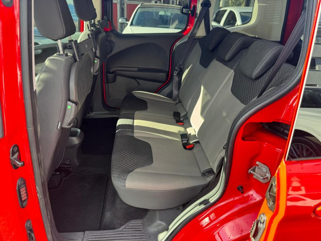 FORD Tourneo Courier 1.0 EcoBoost 100 CV Plus - 17