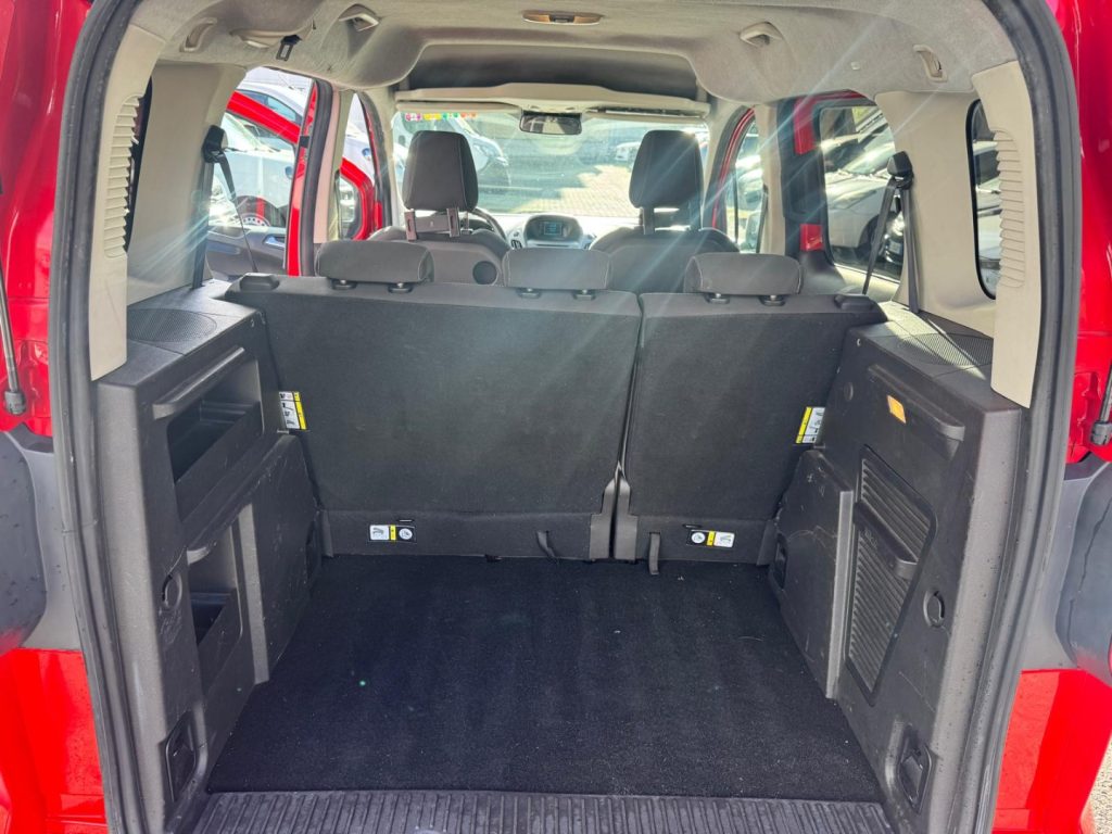 FORD Tourneo Courier 1.0 EcoBoost 100 CV Plus - 18