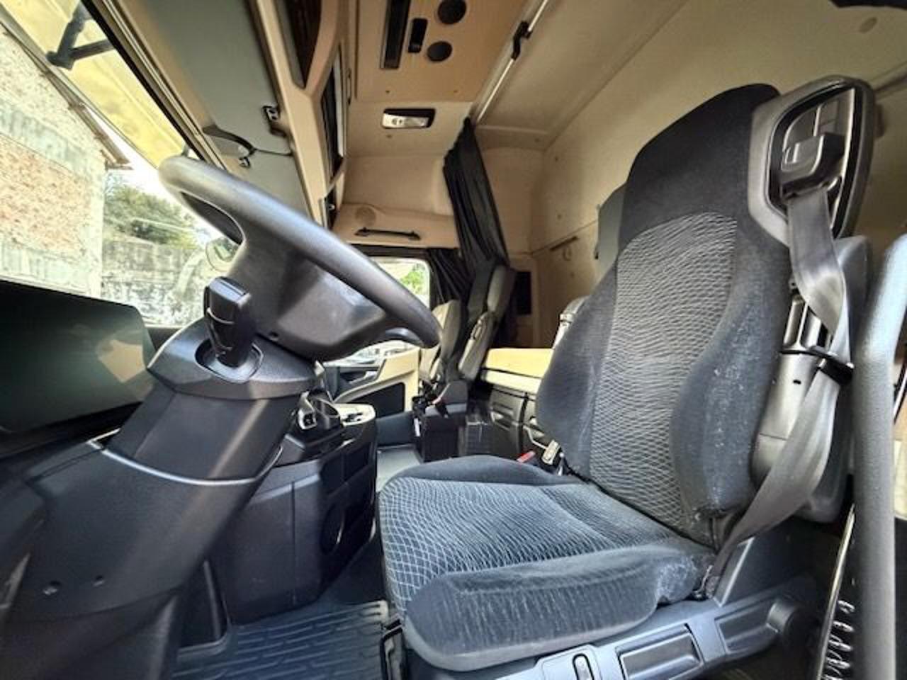 MERCEDES-BENZ ACTRO 1848 - 9