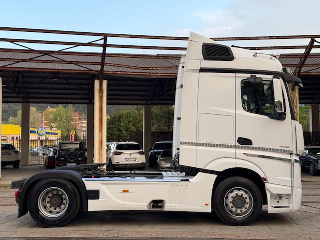 MERCEDES-BENZ ACTRO 1848 - 8