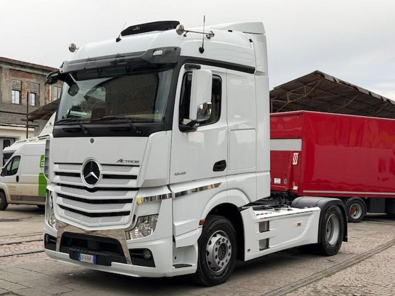 MERCEDES-BENZ ACTRO 1848 - 3
