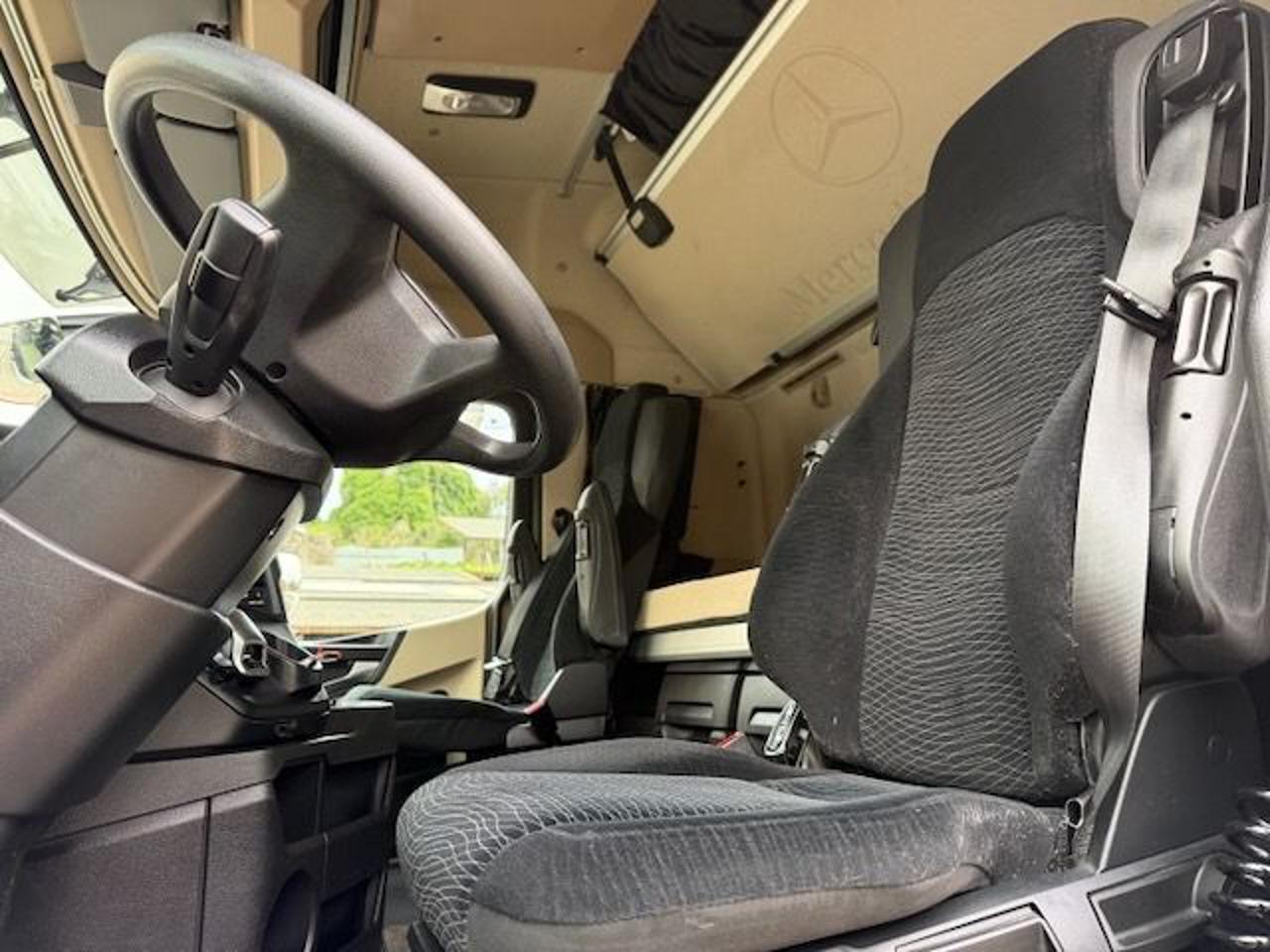 MERCEDES-BENZ ACTRO 1848 - 10