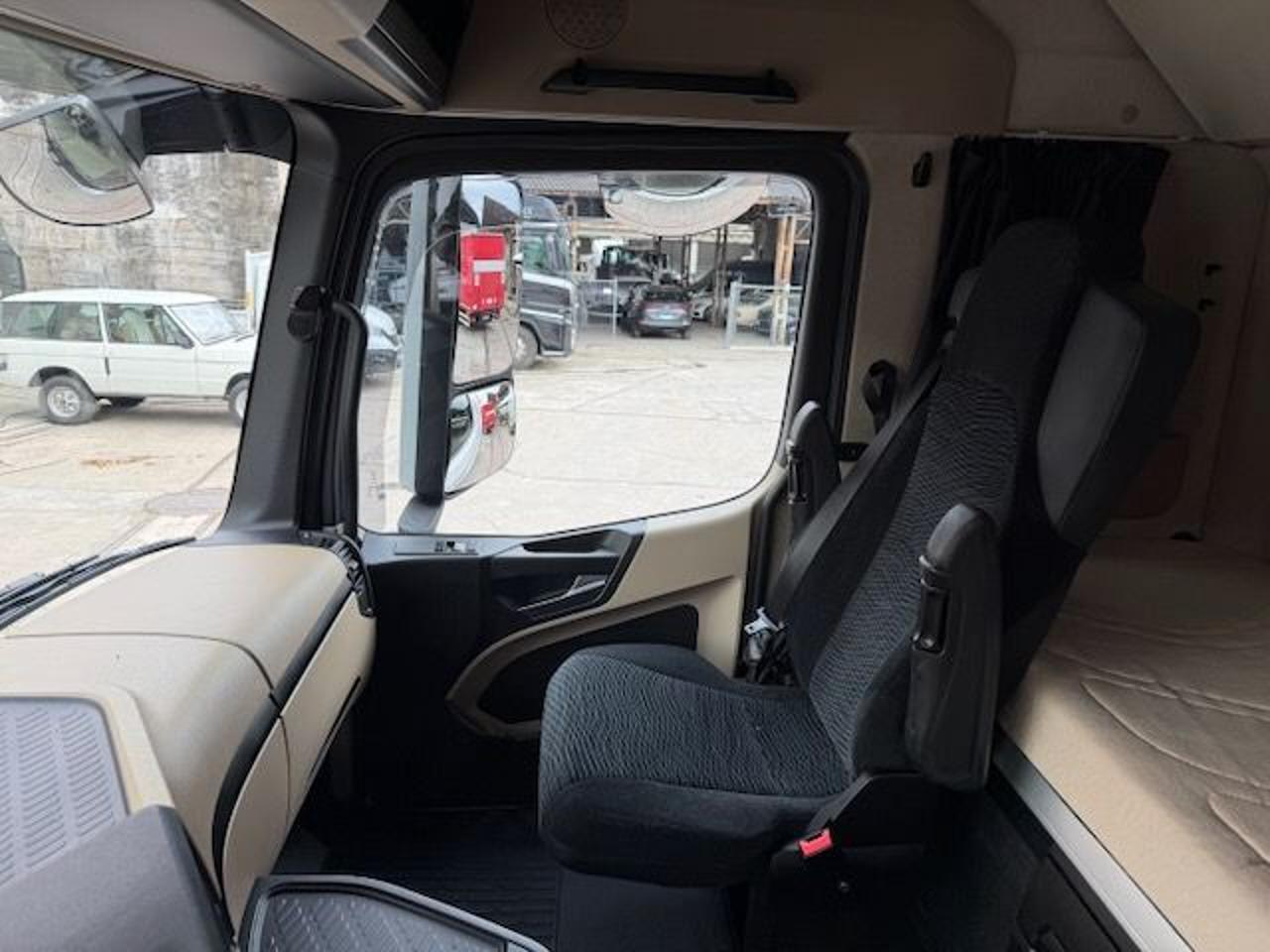 MERCEDES-BENZ ACTRO 1848 - 15