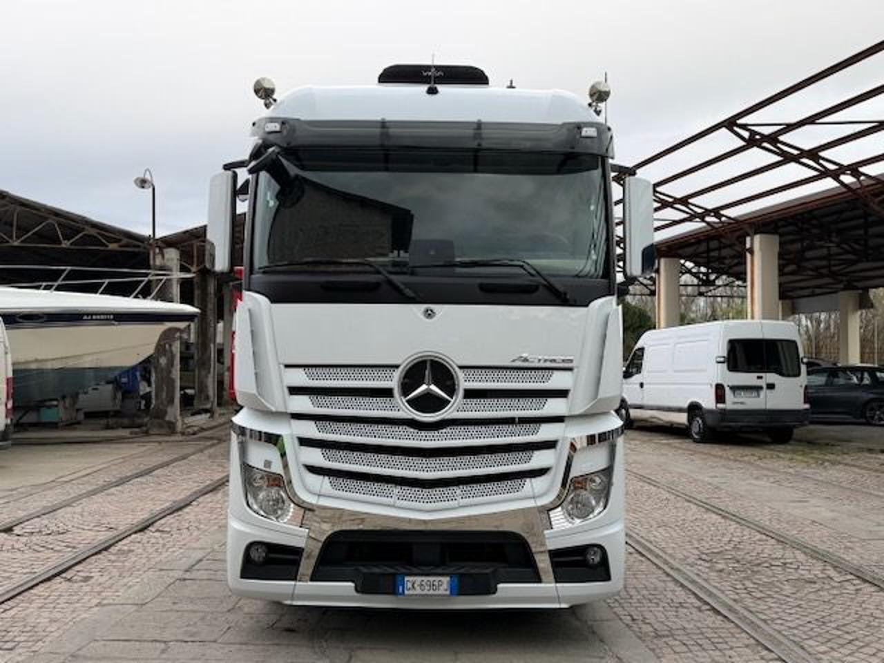 MERCEDES-BENZ ACTRO 1848 - 4