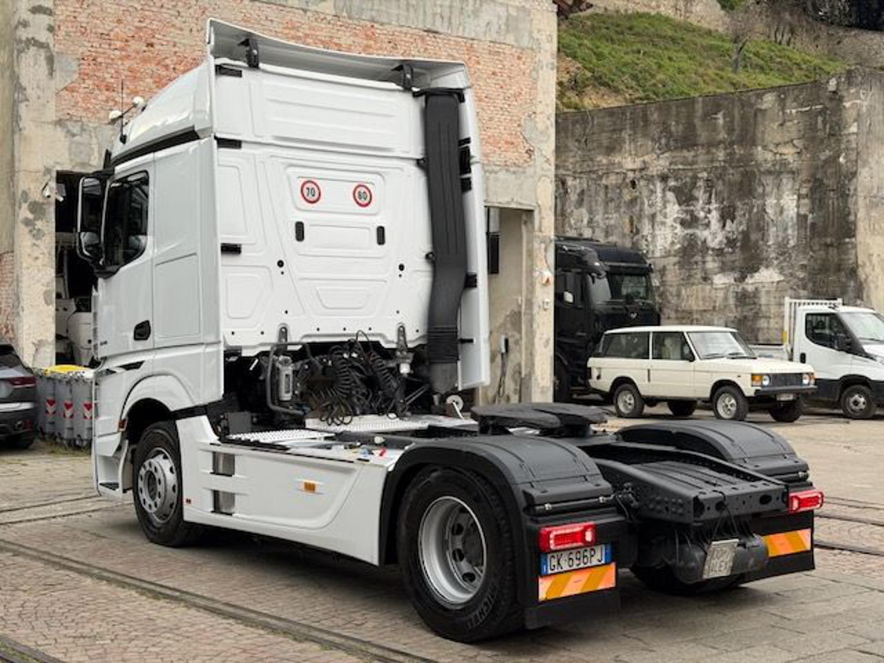 MERCEDES-BENZ ACTRO 1848 - 6