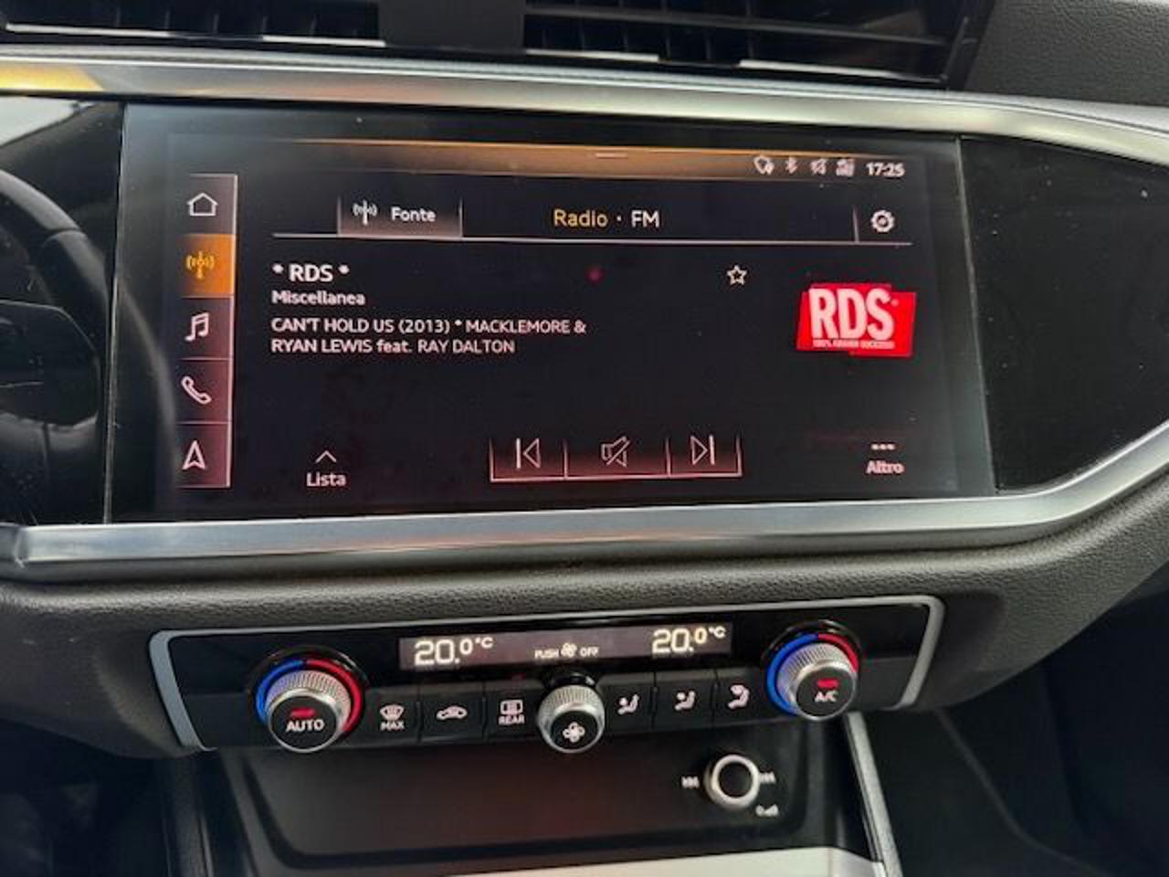 AUDI Q3 2.0 TDI 150 CV Business - 15