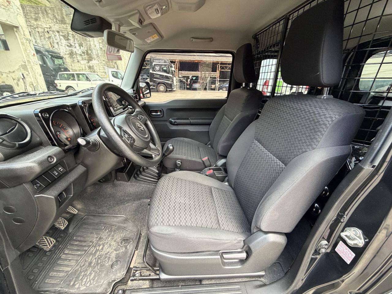 SUZUKI Jimny 1.5 5MT PRO (N1) - 11