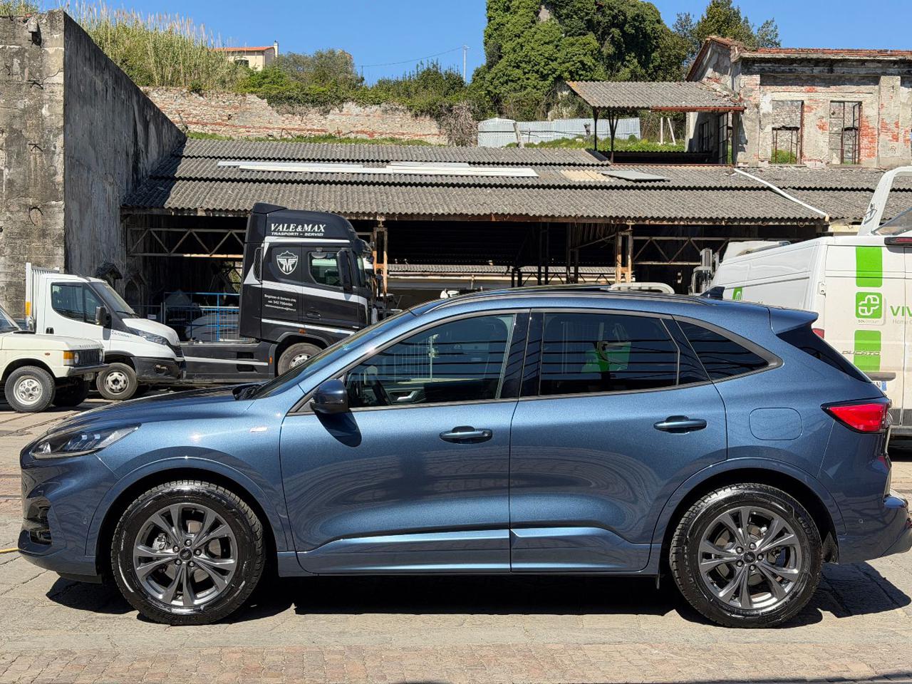 FORD Kuga 2.5 Full Hybrid 190 CV CVT 2WD ST-Line TETTO PANO - 4