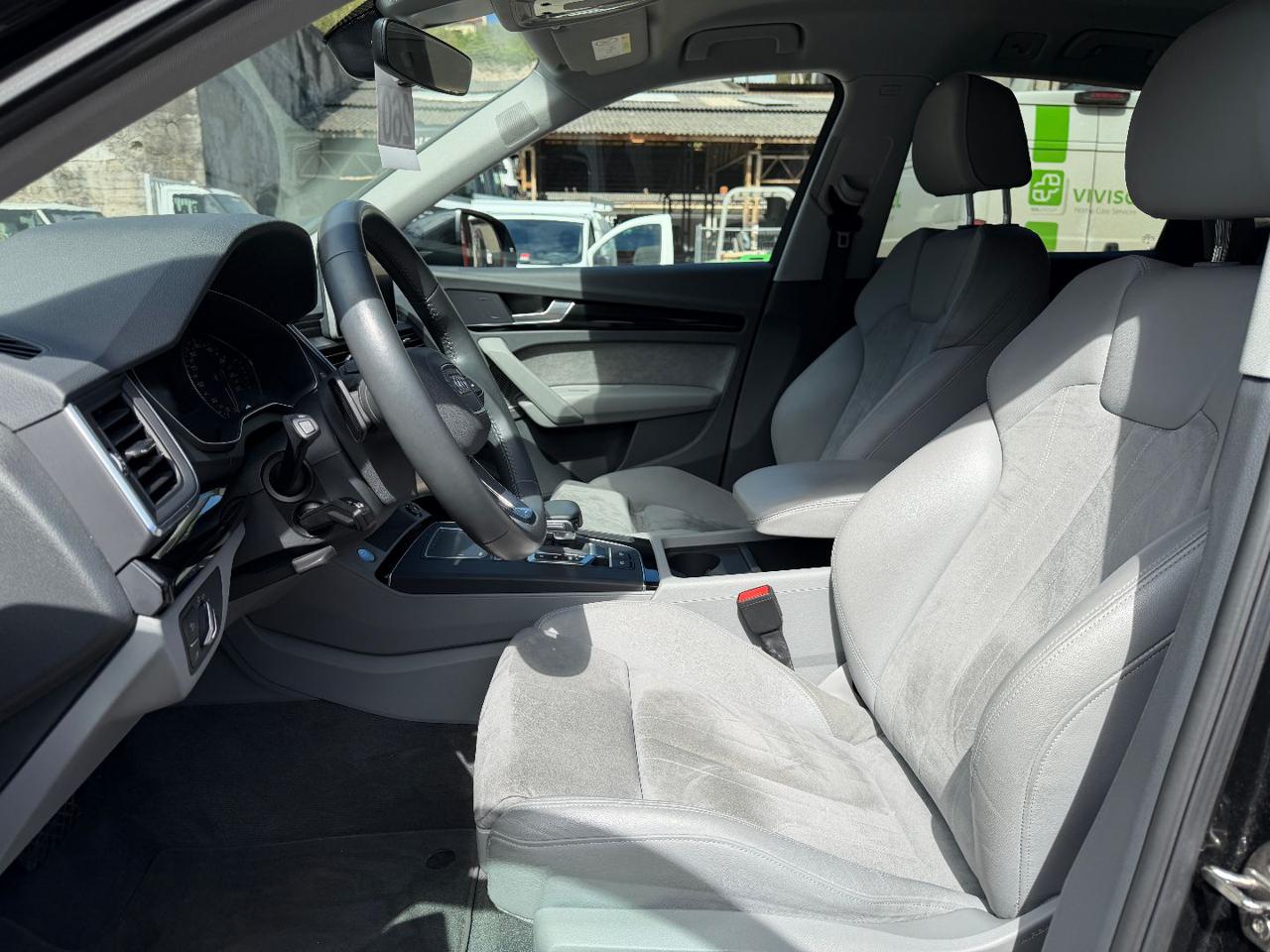 AUDI Q5 50 TFSI e quattro S tronic Business Design PHEV - 9