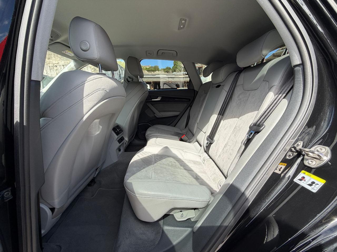 AUDI Q5 50 TFSI e quattro S tronic Business Design PHEV - 13