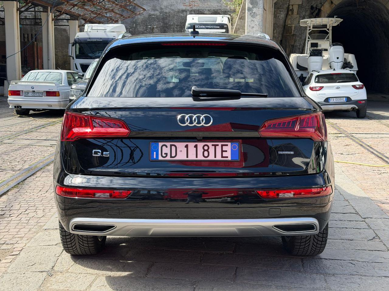 AUDI Q5 50 TFSI e quattro S tronic Business Design PHEV - 7