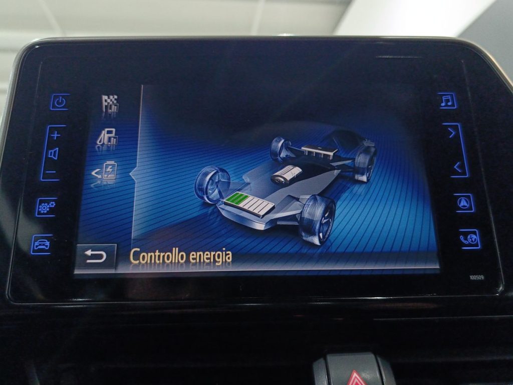 TOYOTA C-HR 1.8 Hybrid E-CVT Lounge - 18