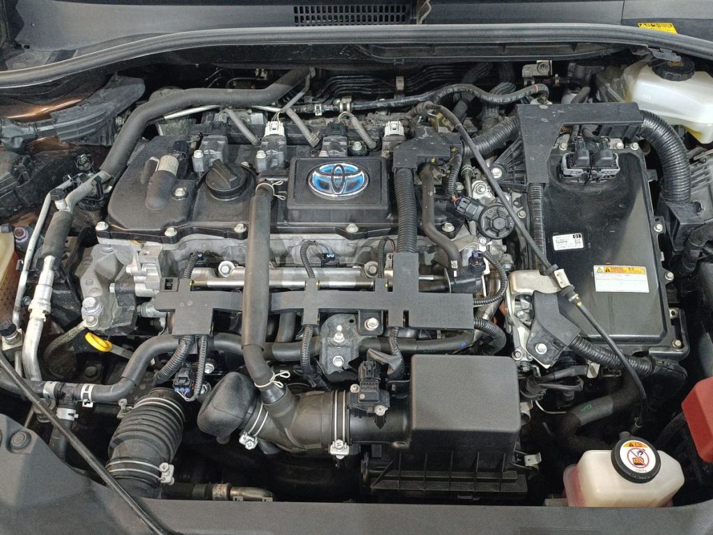 TOYOTA C-HR 1.8 Hybrid E-CVT Lounge - 25