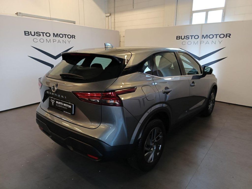 NISSAN Qashqai MHEV 140 CV Business - 6