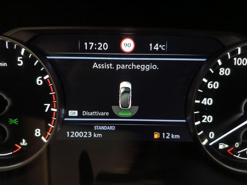 NISSAN Qashqai MHEV 140 CV Business - 16