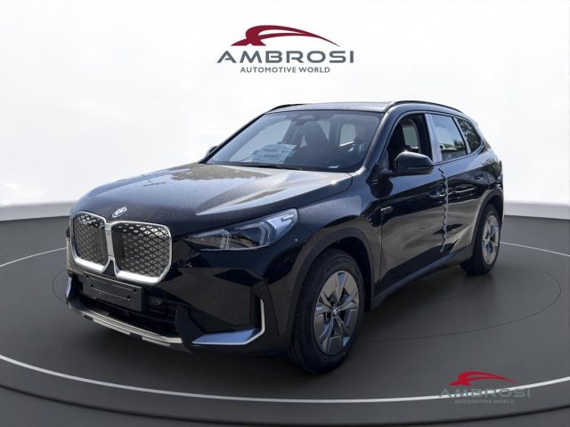 BMW iX1 eDrive20 Premium Package
