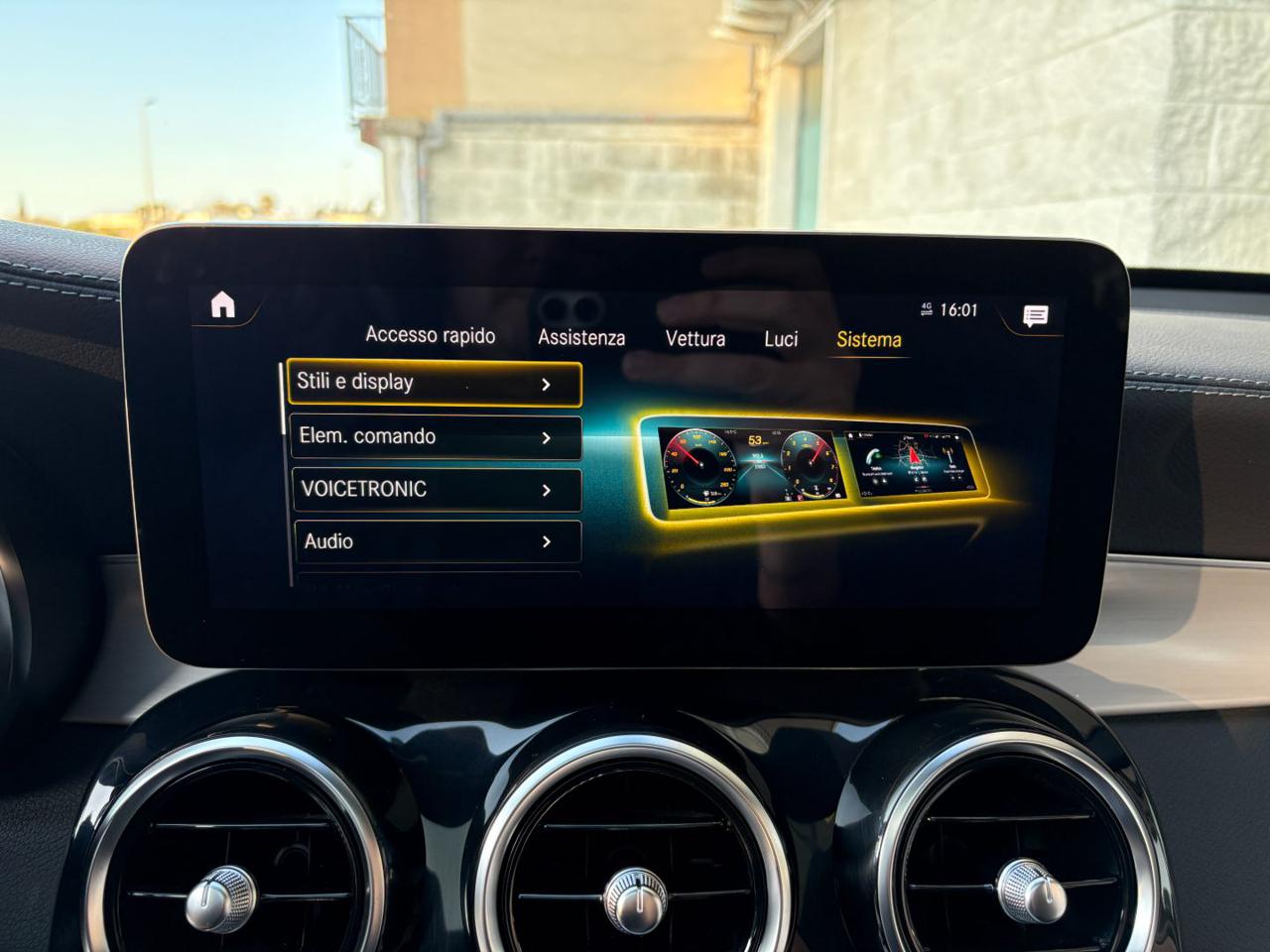 MERCEDES-BENZ GLC 300 de 4Matic Plug-in hybrid Coupé Premium TETTO. - 31