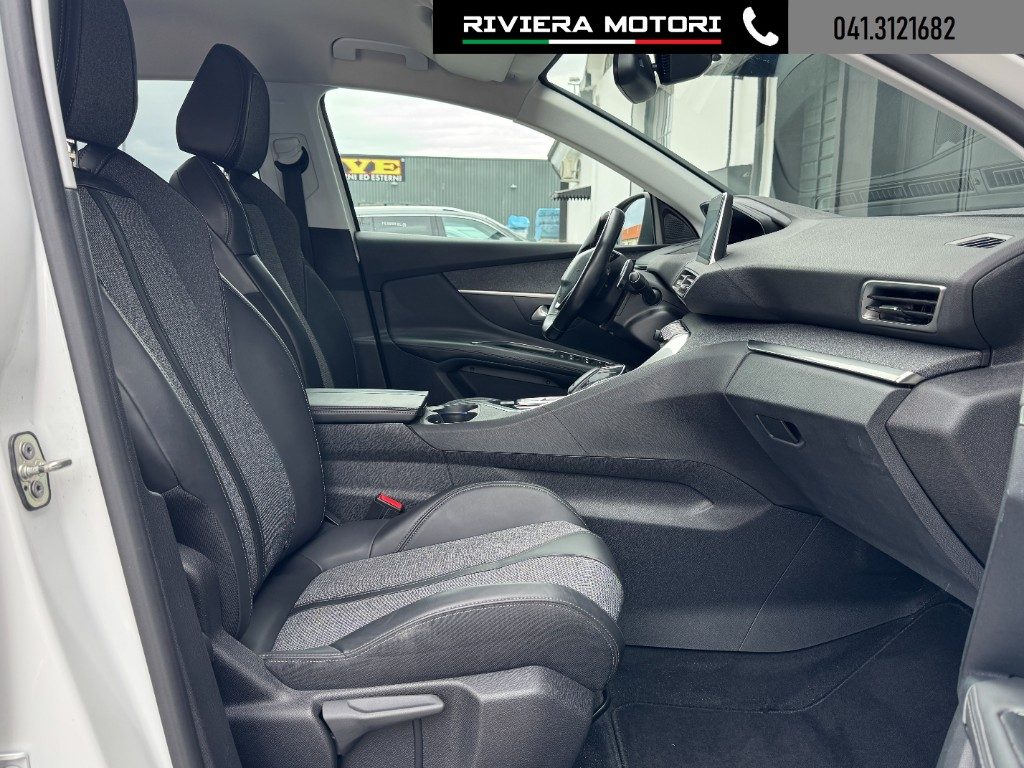 PEUGEOT 3008 PureTech Turbo 130 S&S EAT6 Allure - 9