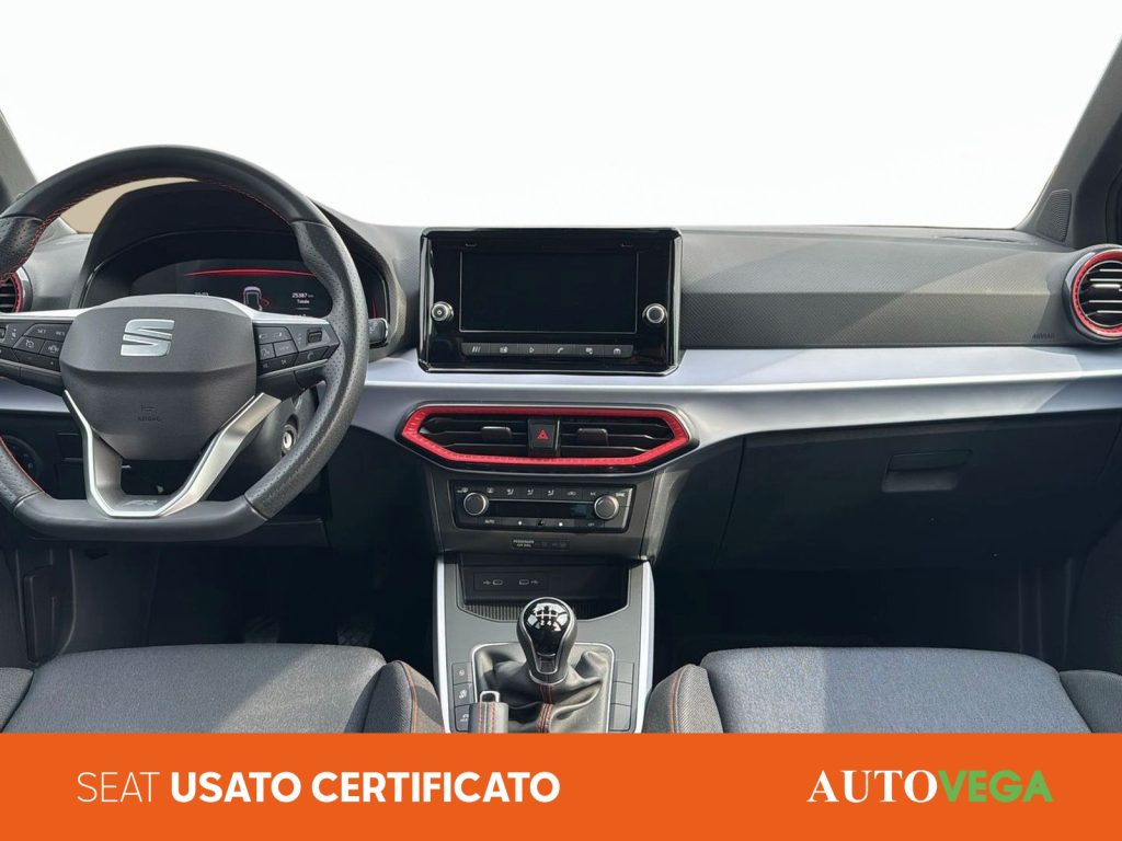 SEAT Arona 1.0 ecotsi fr 95cv - 23