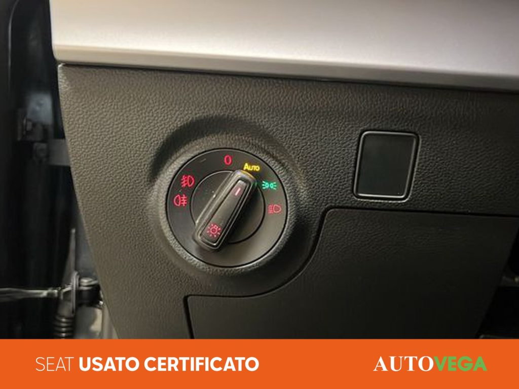 SEAT Arona 1.0 ecotsi fr 95cv - 9