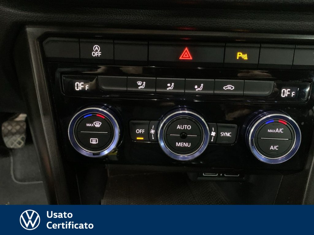 VOLKSWAGEN T-Roc 1.0 tsi style 115cv - 15