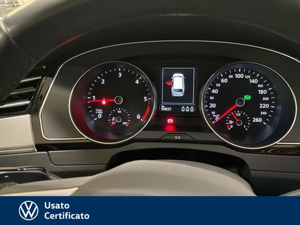 VOLKSWAGEN Passat Variant variant 2.0 tdi business 150cv dsg - 9