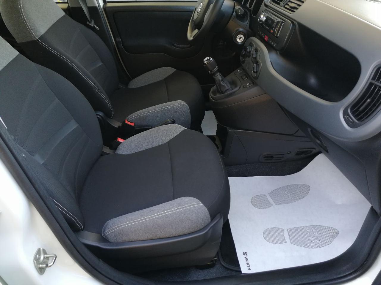 FIAT Panda 1.0 FireFly S&S Hybrid 4 Posti - 9