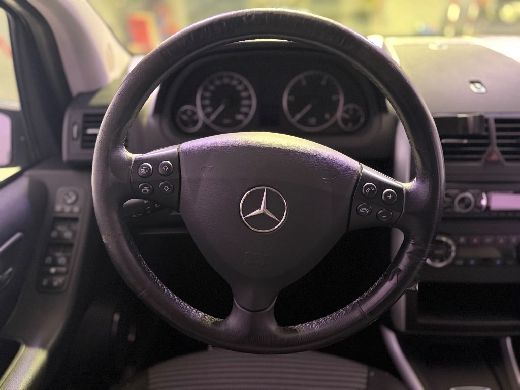 MERCEDES-BENZ A 160 CDI Avantgarde - 11