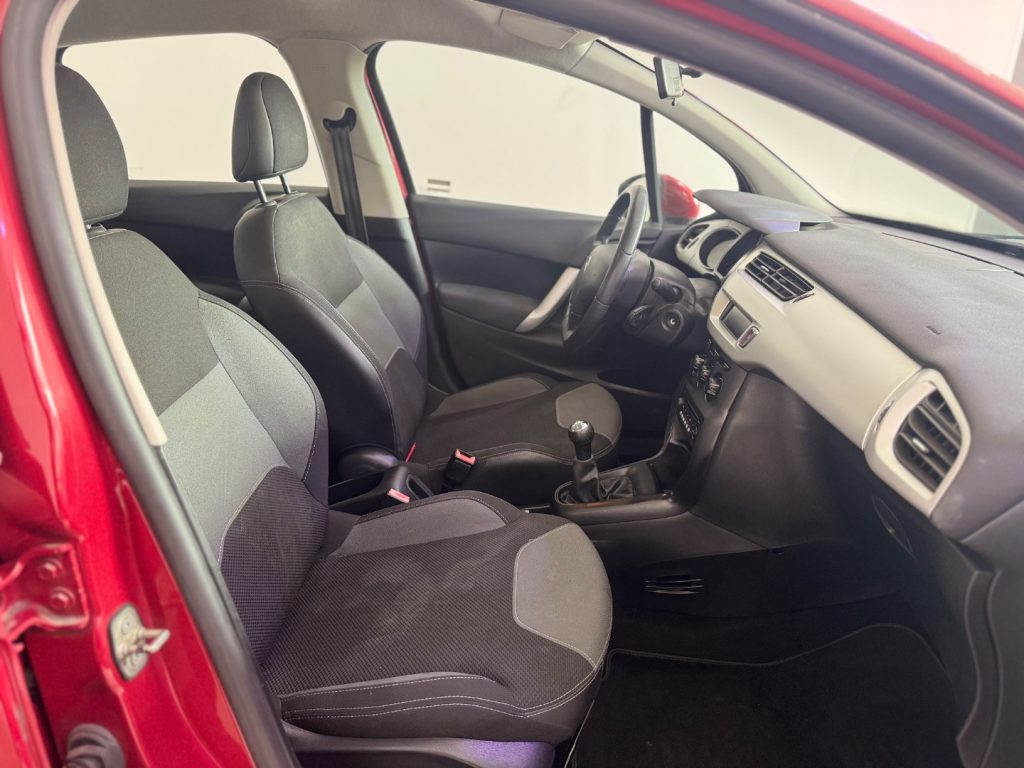 CITROEN C3 1.2 VTi 82 Exclusive - 12