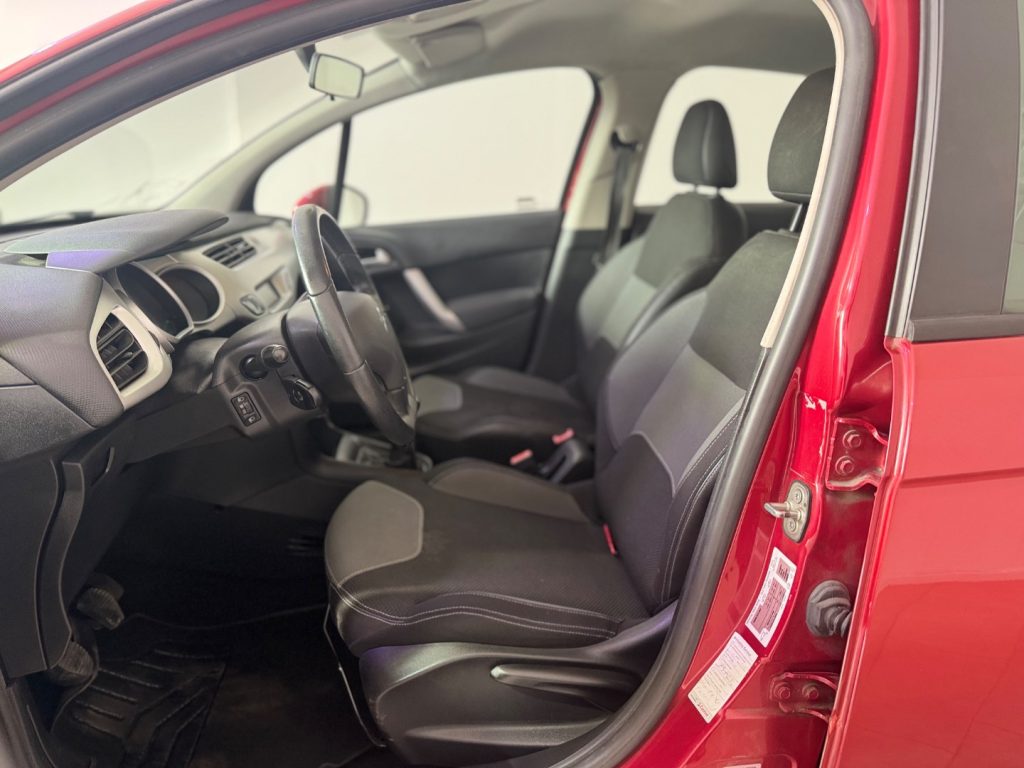 CITROEN C3 1.2 VTi 82 Exclusive - 15