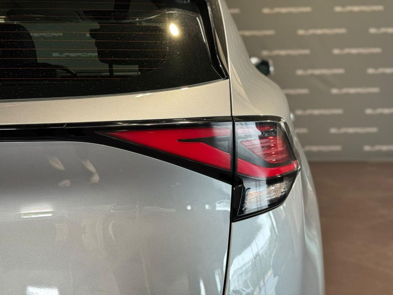 KIA Sportage 1.6 CRDi MHEV DCT Business - 6