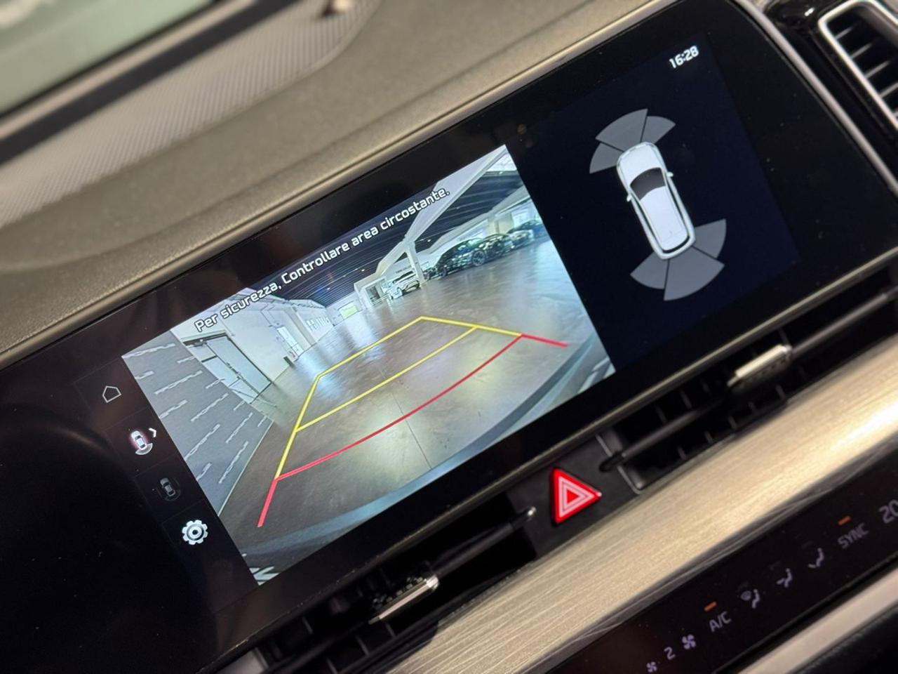 KIA Sportage 1.6 CRDi MHEV DCT Business - 14