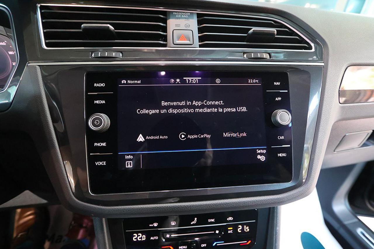 VOLKSWAGEN Tiguan 2.0 TDI 150cv SCR DSG 4Motion Elegance - 27
