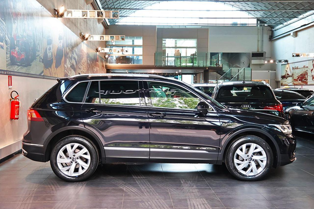 VOLKSWAGEN Tiguan 2.0 TDI 150cv SCR DSG 4Motion Elegance - 2