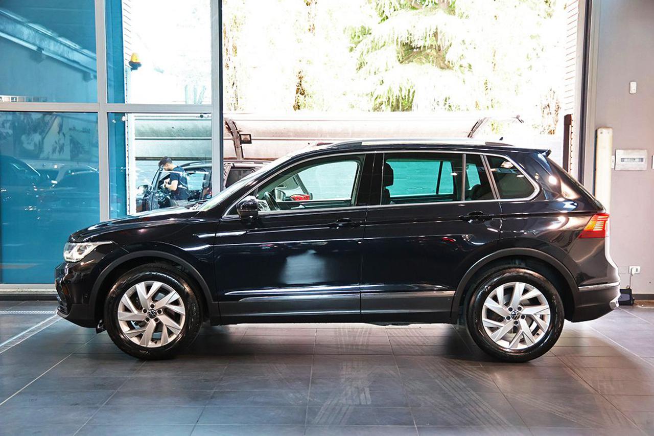 VOLKSWAGEN Tiguan 2.0 TDI 150cv SCR DSG 4Motion Elegance - 3